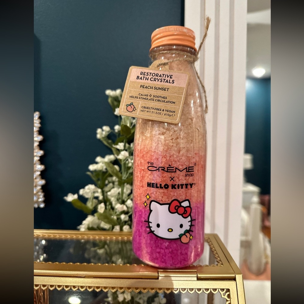 The Crème Shop hello kitty